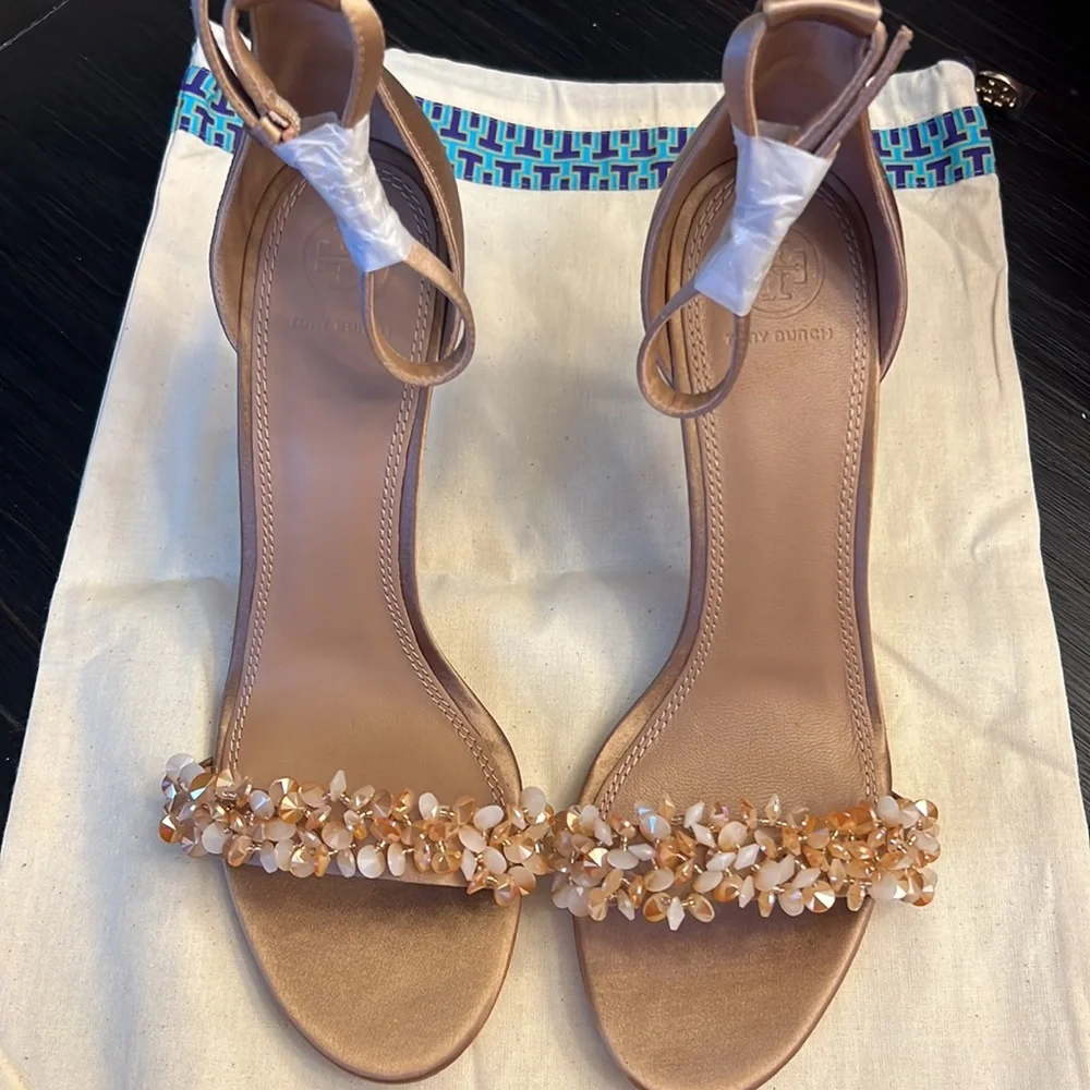 Tory Burch Heels- Brand new with box - Picture 5 of 7